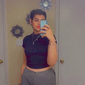 Meet your Posher, Shams